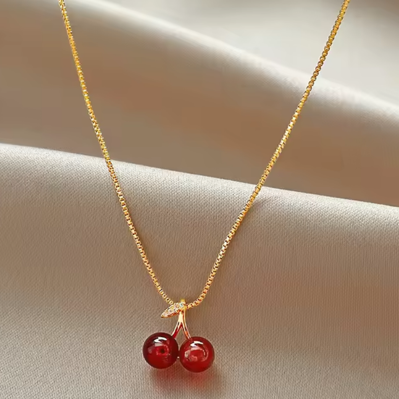 Elegant Crystal Pendant Necklace
