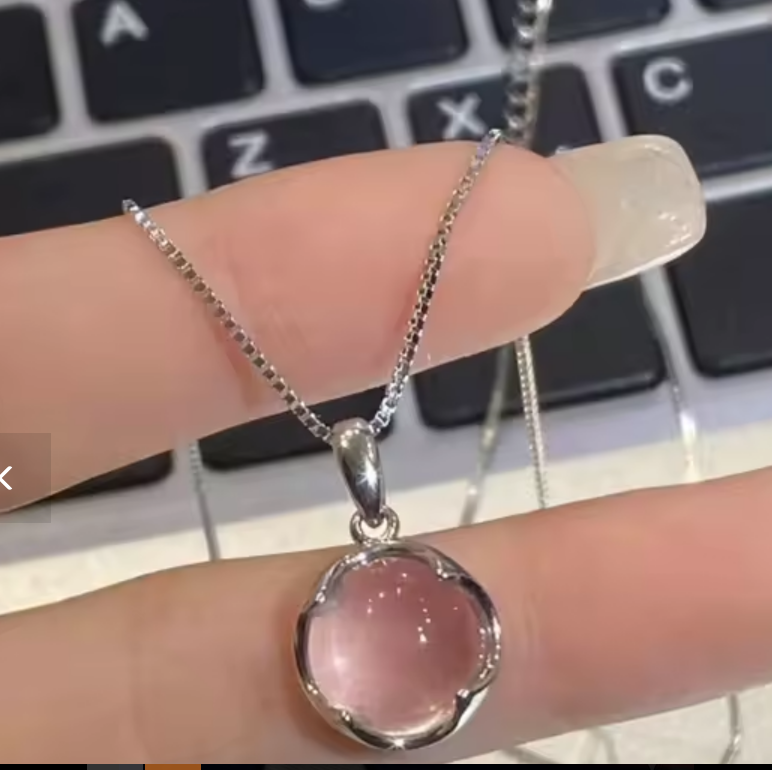 Elegant Crystal Pendant Necklace